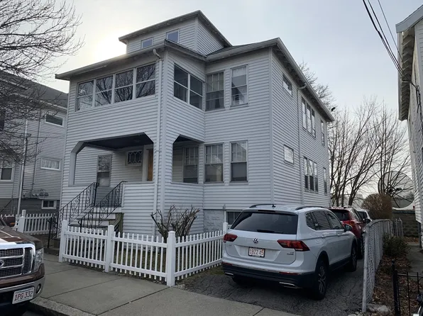 52 Sterling St, Somerville, MA 02144