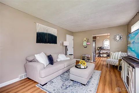 3rd image of 438 Wonderly Ave APT 4