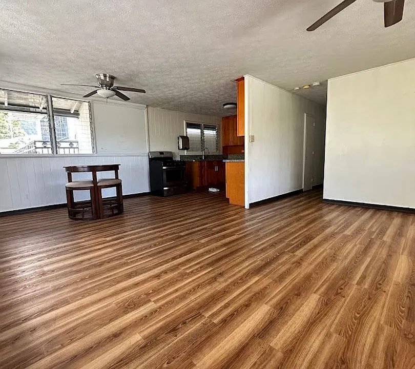 Kalihi 2673 A (Fiesta)