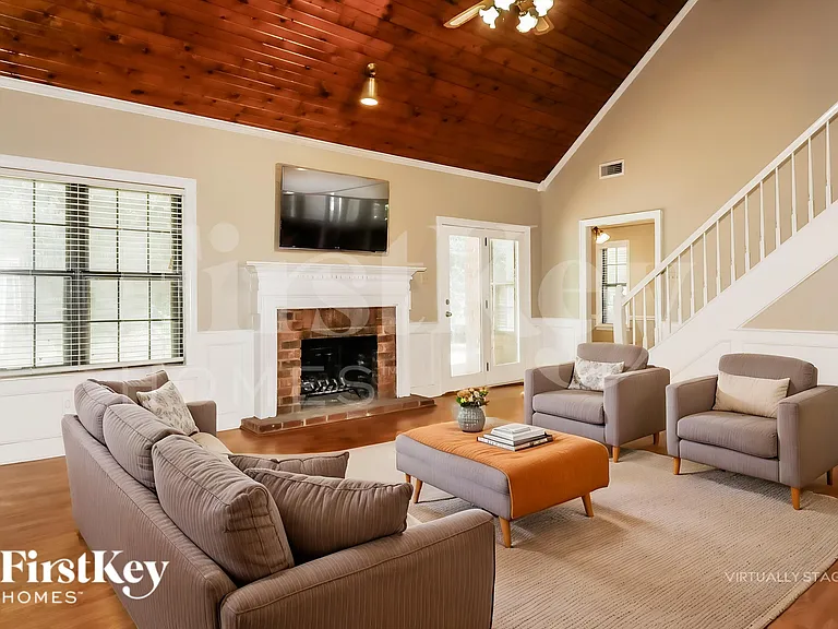 3882 Windy Trail Cv — Photo 4