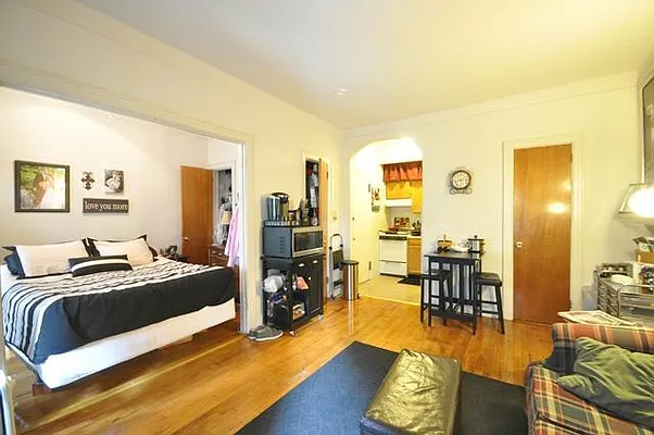 Rented by Compass | media 6