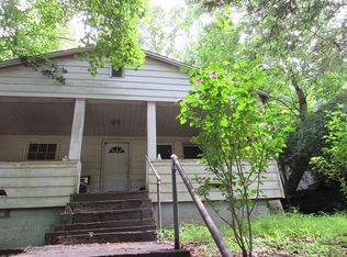 738 S Park Rd SE, Charleston, WV 25304