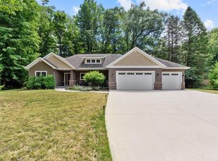 1111 Wood Ct, Sheboygan, WI 53081