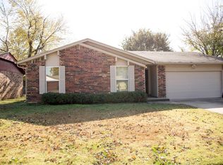 1109 W Pittsburg St, Broken Arrow, OK 74012