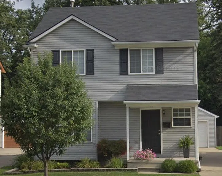 686 Eleven Mile Rd — Photo 1