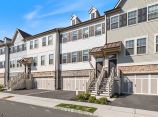 4 Marigold Ct, Warren Twp., NJ 07059