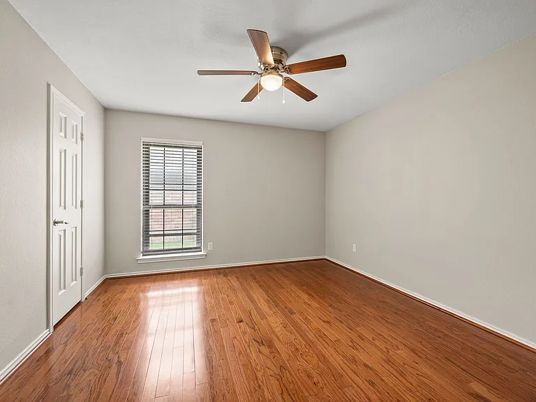 1802 Campbell Trl — Photo 33