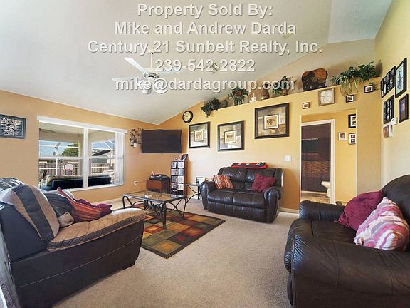 4th image of 3618 NE 12th Pl