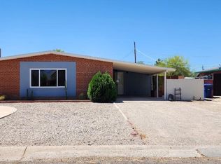 6140 E 2nd St, Tucson, AZ 85711