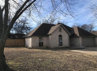 941 E 7th St, Ada, OK 74820