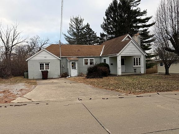 2nd image of 60 Goodridge Dr