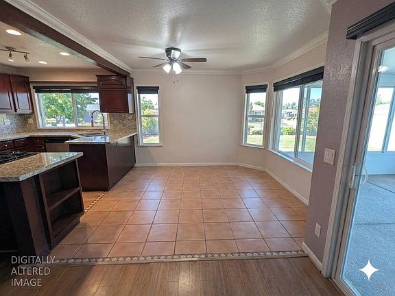 5th image of 8075 Calle Royale Way