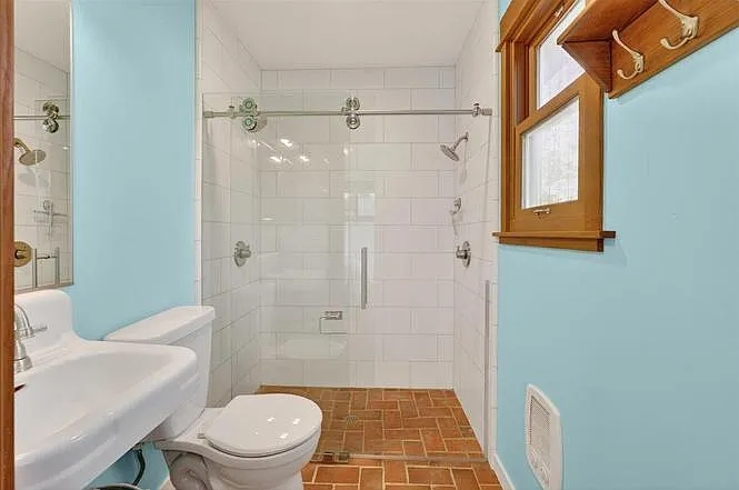 2 bed, 990 sqft, $3,500 — Photo 3