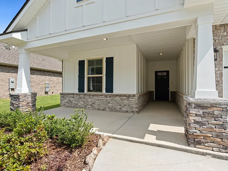 8824 Old Middlestown Rd SE — Photo 2