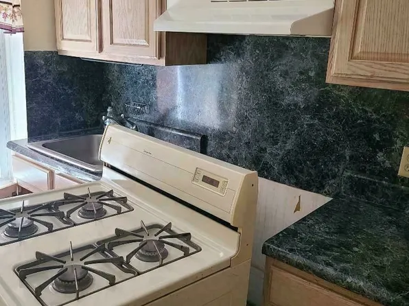 1540 57th St #2, Brooklyn, NY 11219