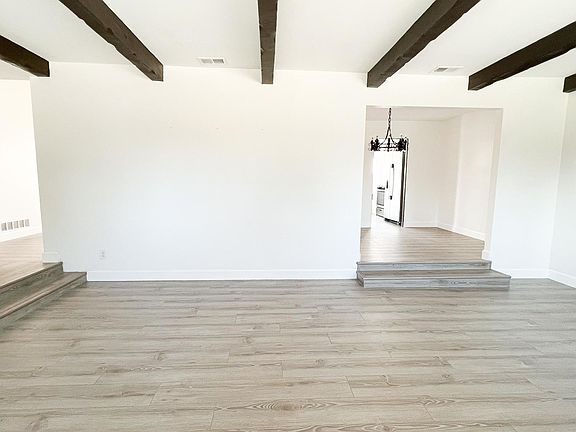 3rd image of 5759 Grand Ave