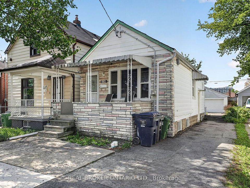 1st image of 238 Chambers Ave
