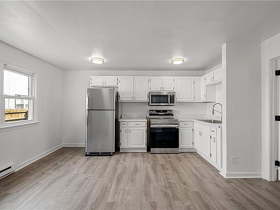 2nd image of 1361 E Ocean View Ave #3