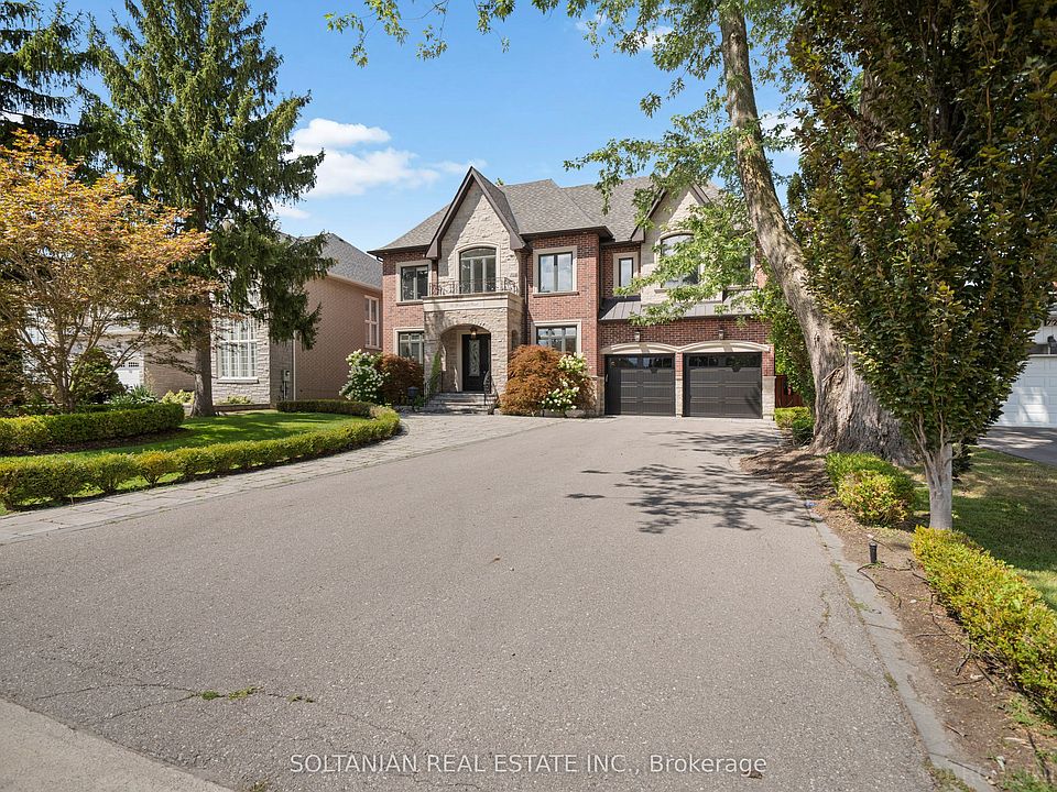 1st image of 74 Yongehurst Rd