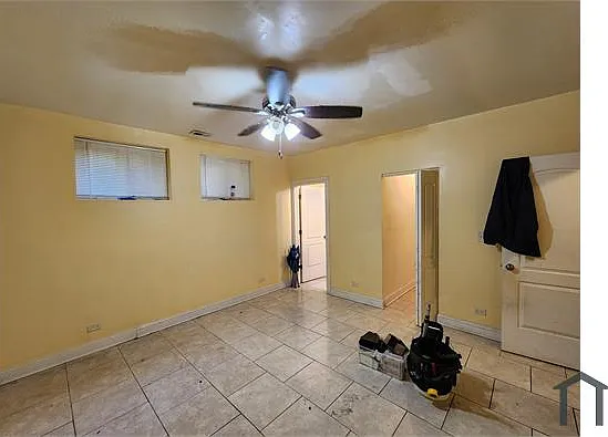 3 bed, $2,100 — Photo 2