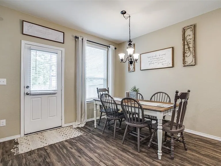 2151 Lost Timbers Dr — Photo 21