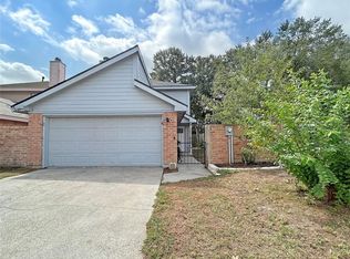 1115 Baker Dr, Tomball, TX 77375