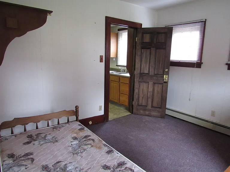 820 Grant St — Photo 5