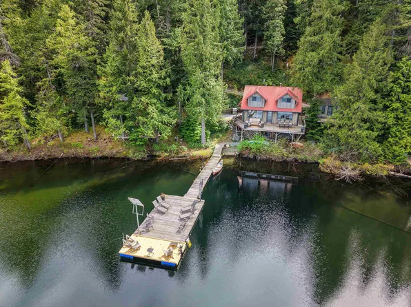 E Levette Ln, Squamish, BC V0N 3G0
