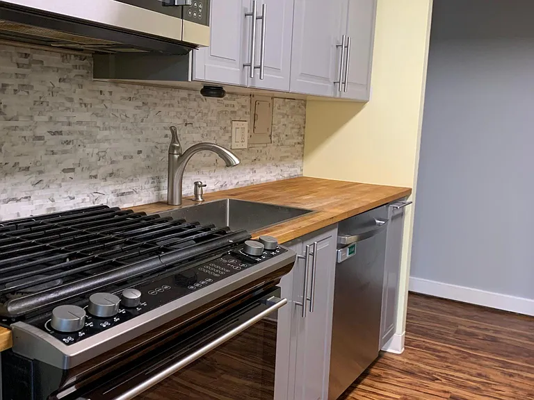 5909 Tamar Dr #4 — Photo 10