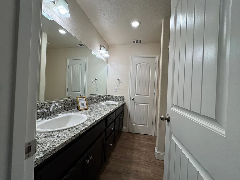 493 S Crescent Ln — Photo 18