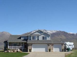 7202 E 1000 N, Huntsville, UT 84317