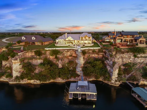 1025 Pecan Rdgs, Graford, TX 76449