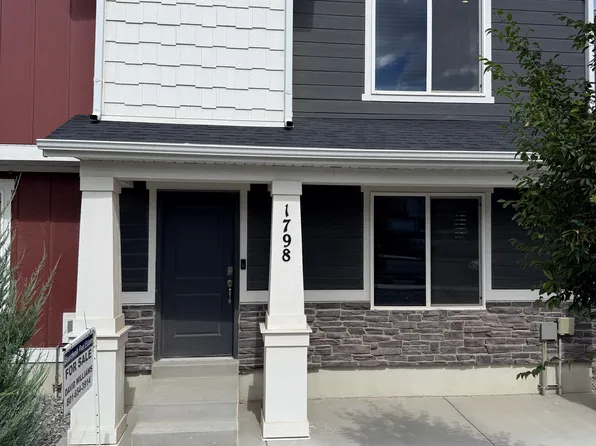 1798 N Blue Iris Ave #1061, Tooele, UT 84074