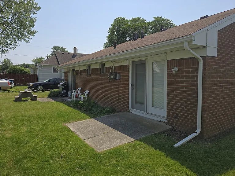 1443 Oakmont St #B — Photo 6