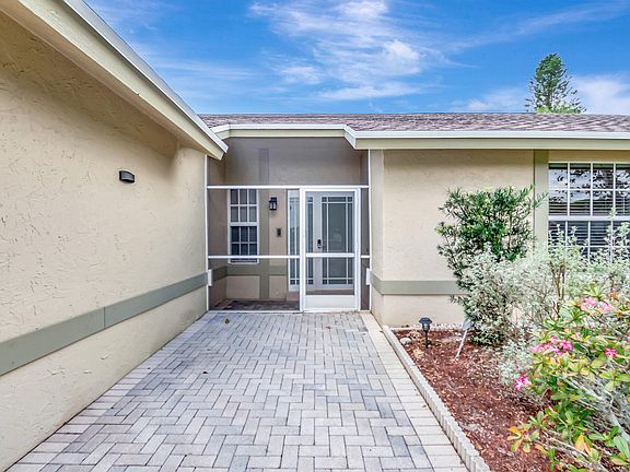 5th image of 9680 Lancaster Pl