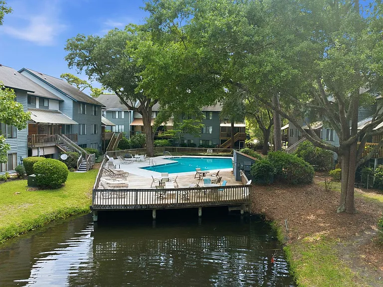 1161 Shadow Lake Cir #J — Photo 41