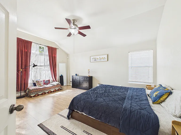 10216 Wind Cave Trl — Photo 25