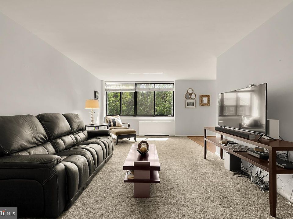 1st image of 4390 Lorcom Ln APT 510