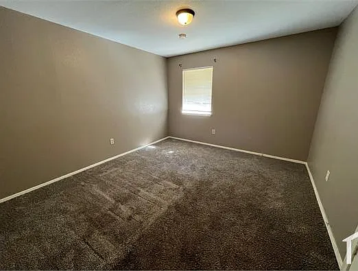 1842 Thompson St #3 — Photo 10