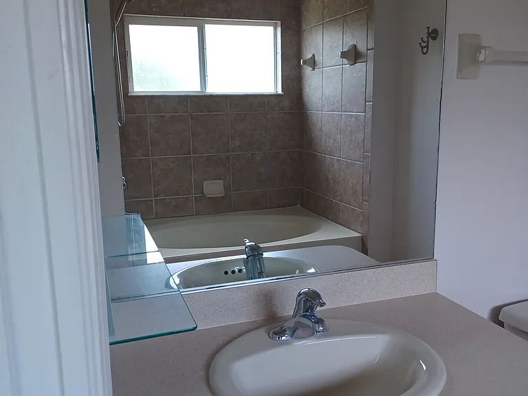 11523 84th Street Cir E #105 — Photo 33