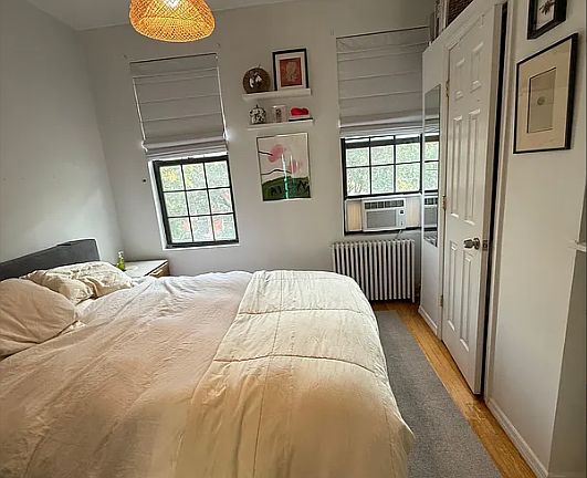 5th image of 594 Driggs Ave APT 4R