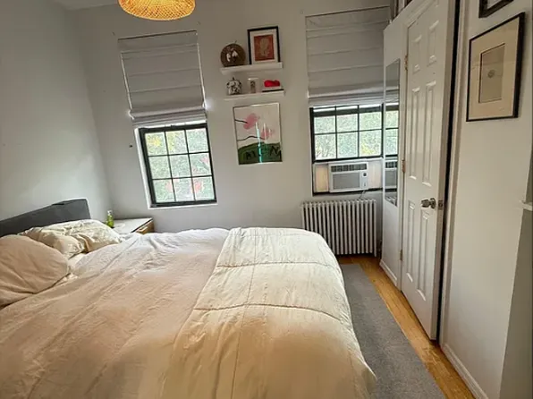 594 Driggs Avenue image 5 of 6