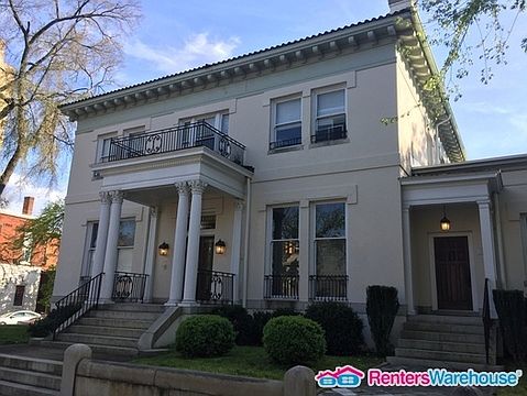1st image of 1101 W Grace St #U10