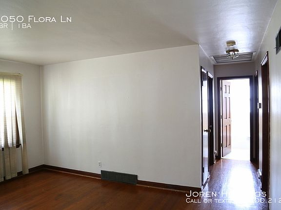 4th image of 1050 Flora Ln