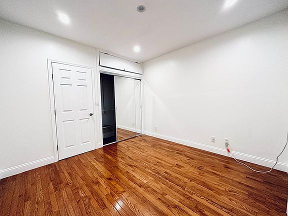 5th image of 278 E 10th St APT 5C