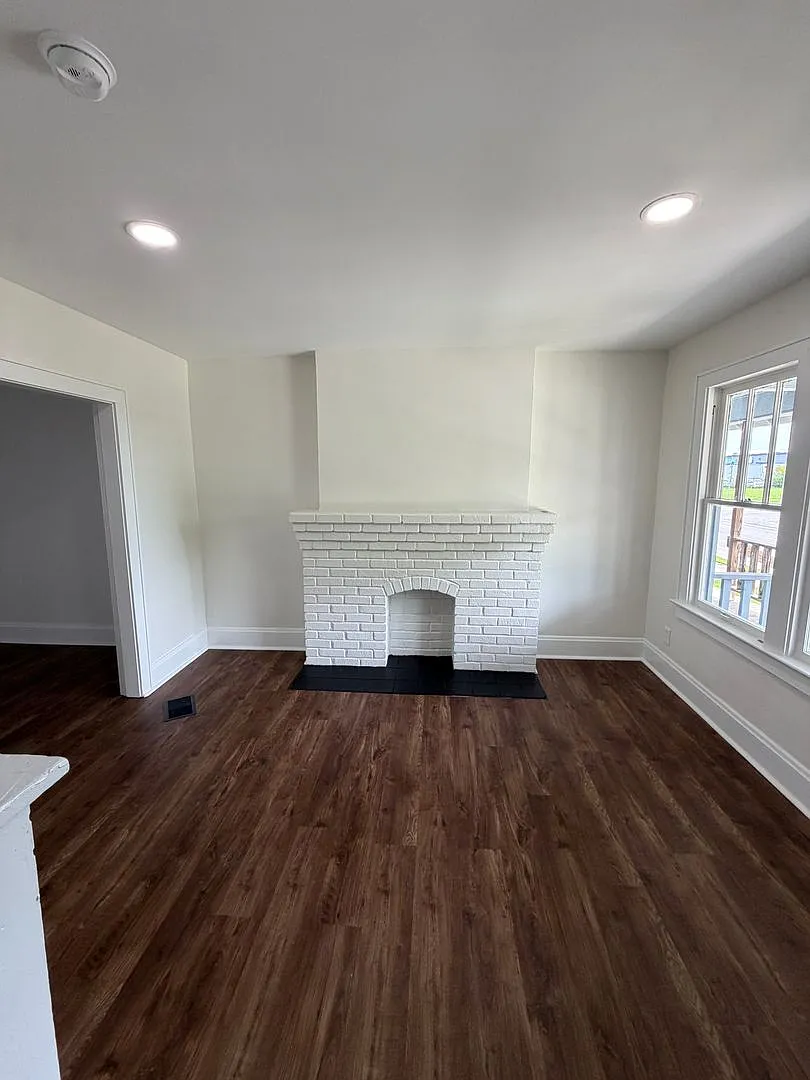 726 Frebis Avenue — Photo 4