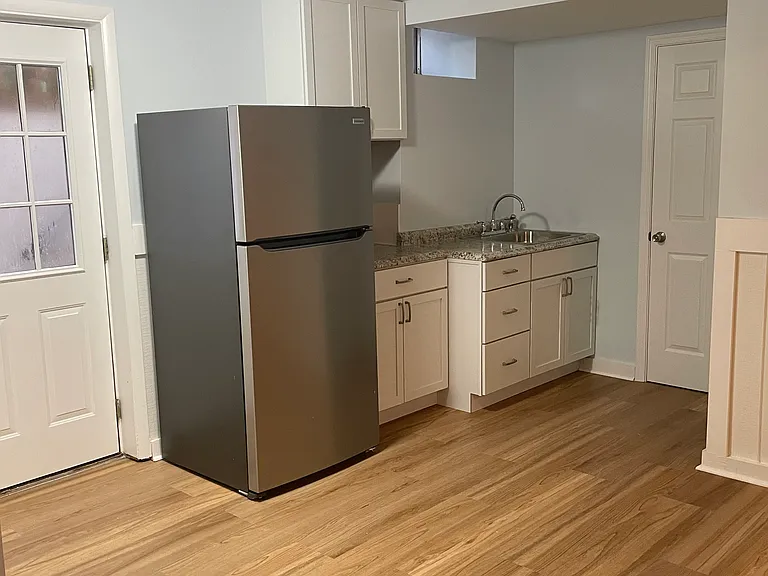 5718 Barrymore Rd — Photo 11