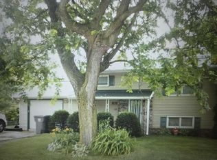 717 3rd Ave NE, Oelwein, IA 50662