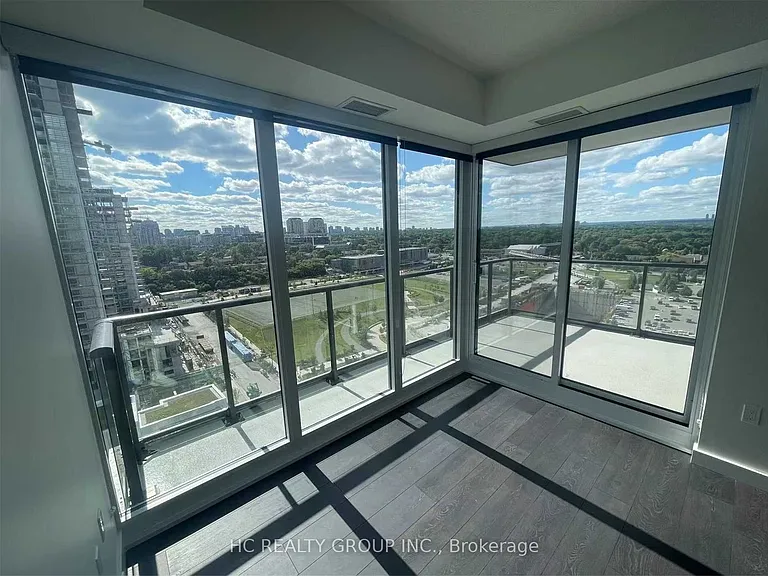 95 McMahon Dr #1809 — Photo 8