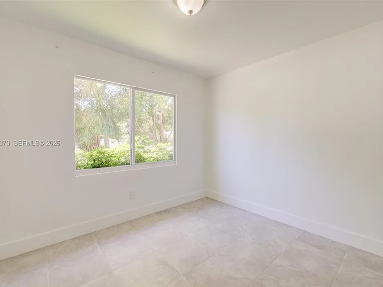 3327 Sapphire Rd — Photo 29
